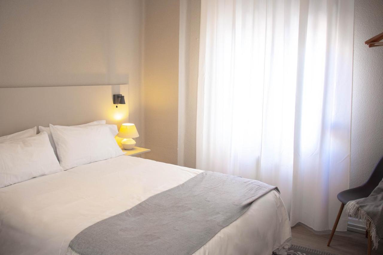 Apartamentos Centro อัลบาเซเต ภายนอก รูปภาพ